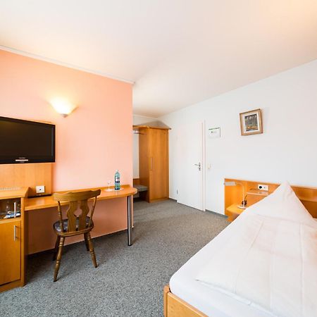Hotel Restaurant Vater Rhein ヴェルト・アム・ライン 部屋 写真
