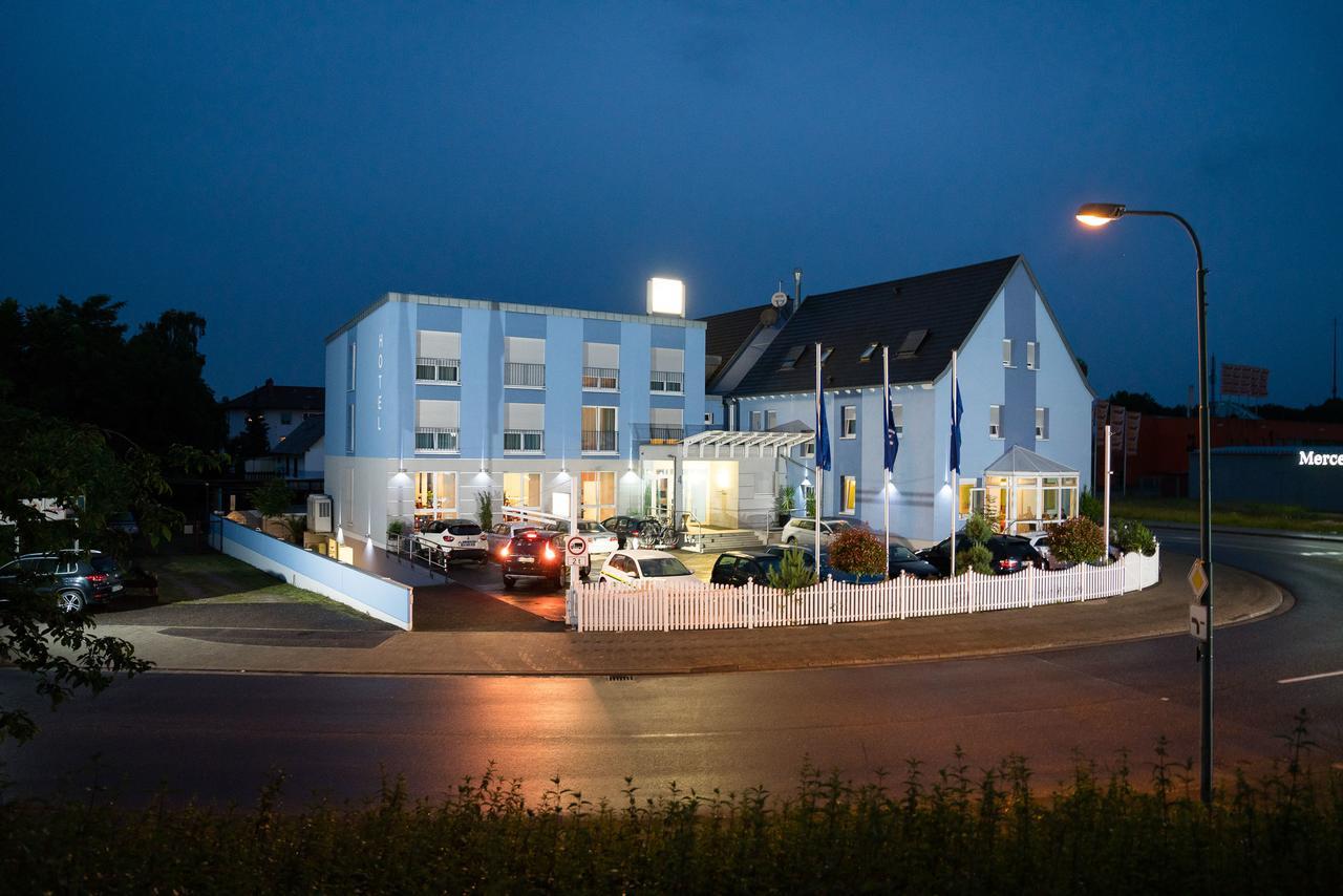 Hotel Restaurant Vater Rhein ヴェルト・アム・ライン エクステリア 写真