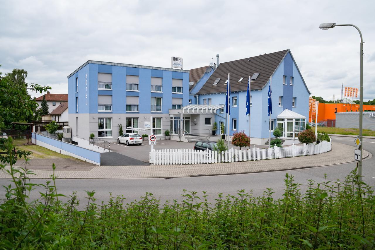 Hotel Restaurant Vater Rhein ヴェルト・アム・ライン エクステリア 写真